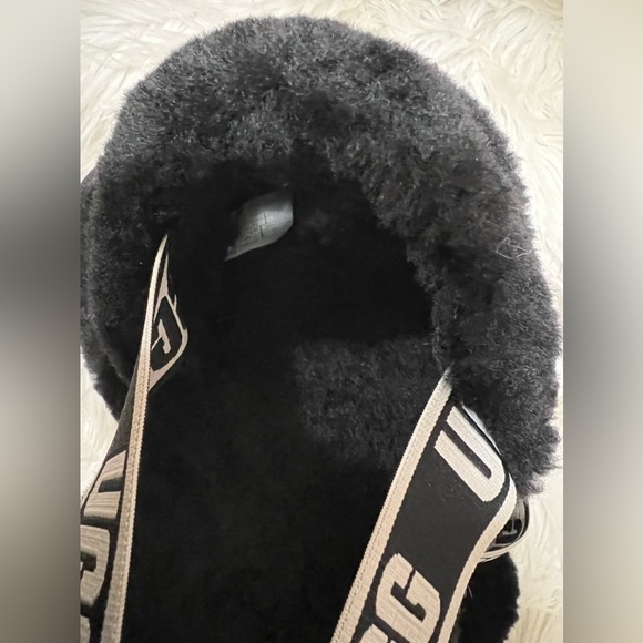 UGG Disco Slide Fur Sandals - Picture 7 of 14